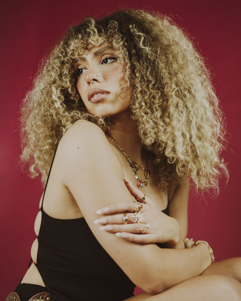 Labrie Constance Portfolio 46 819x1024