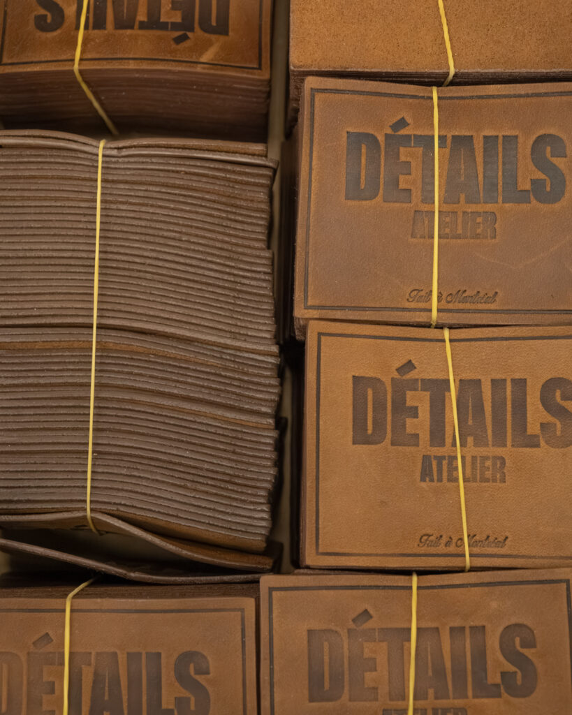 06 Artisanat Face A La Suconsommation LaBrie Constance LR 819x1024